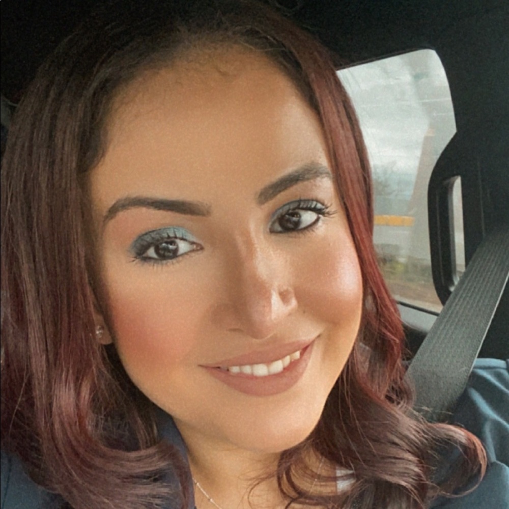 Meet your Posher, Christine